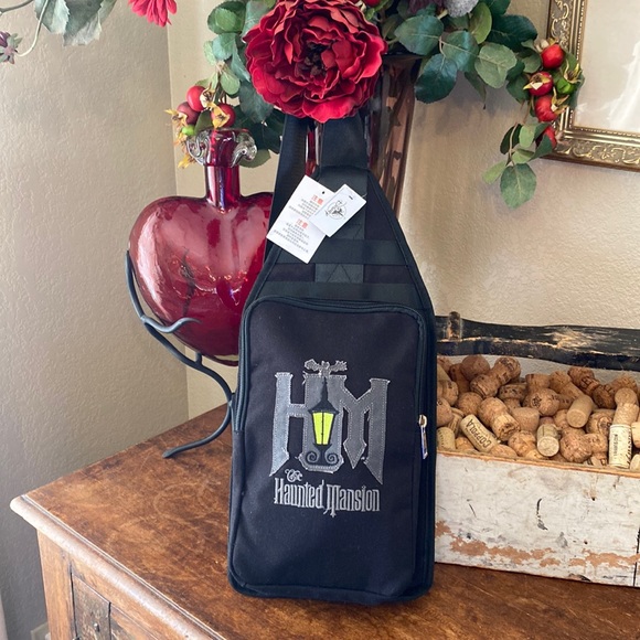 Disney haunted mansion Crossbody sling/ shoulder bag - Picture 2 of 7